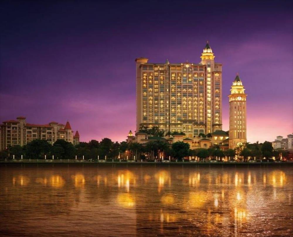 Chateau Star River Guangzhou-Chateau Star River Guangzhou-Trade Fair Shuttle Bus Exterior photo